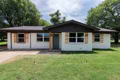 551 E. Burks St Pilot Point, Tx ##Tx - Photo 1 of 1