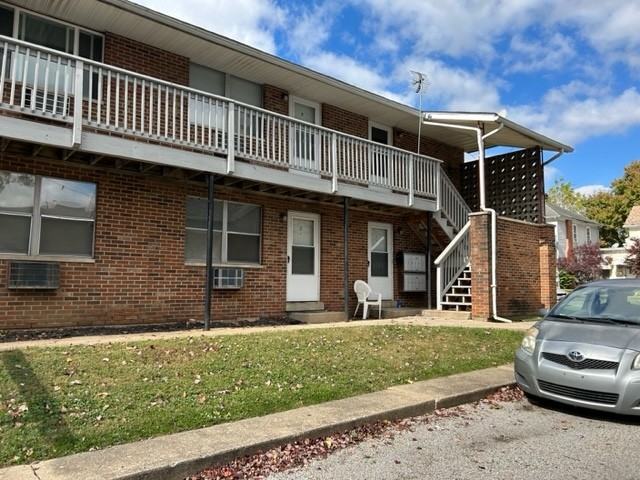 E. Chestnut - Photo 3 of 3