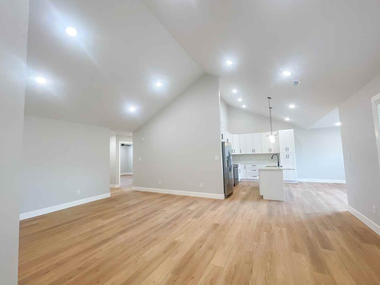 9 Creekside Way - Photo 3 of 10