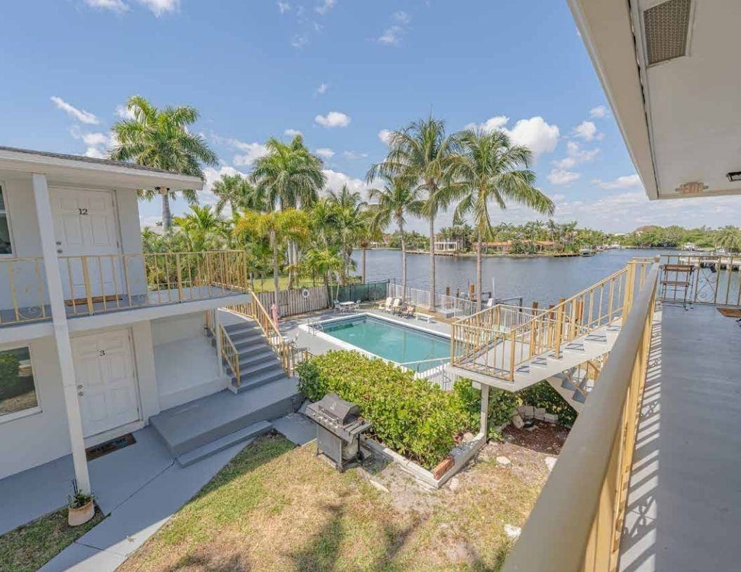 Costa Vista - Photo 2 of 48