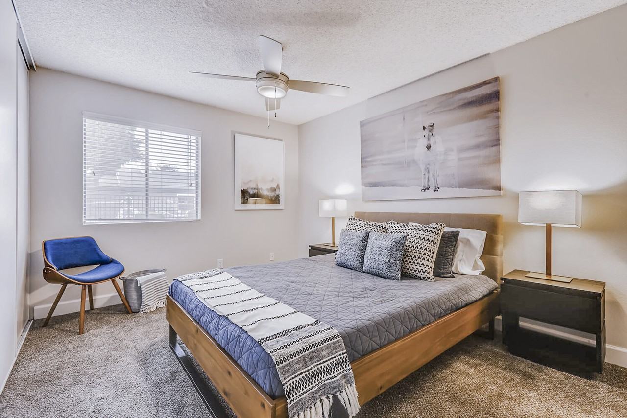 Latitude - Photo 7 of 26