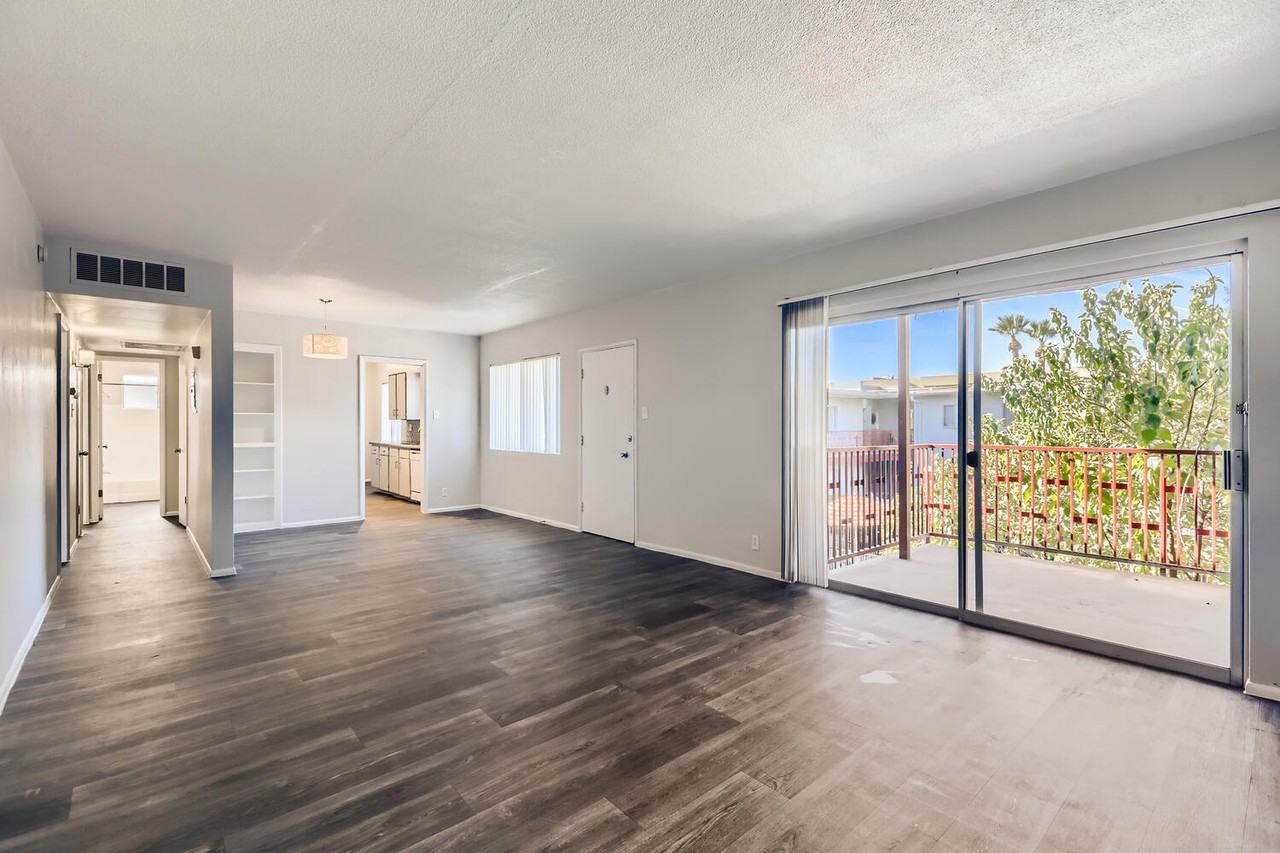 Aura at Midtown - Photo 7 of 43