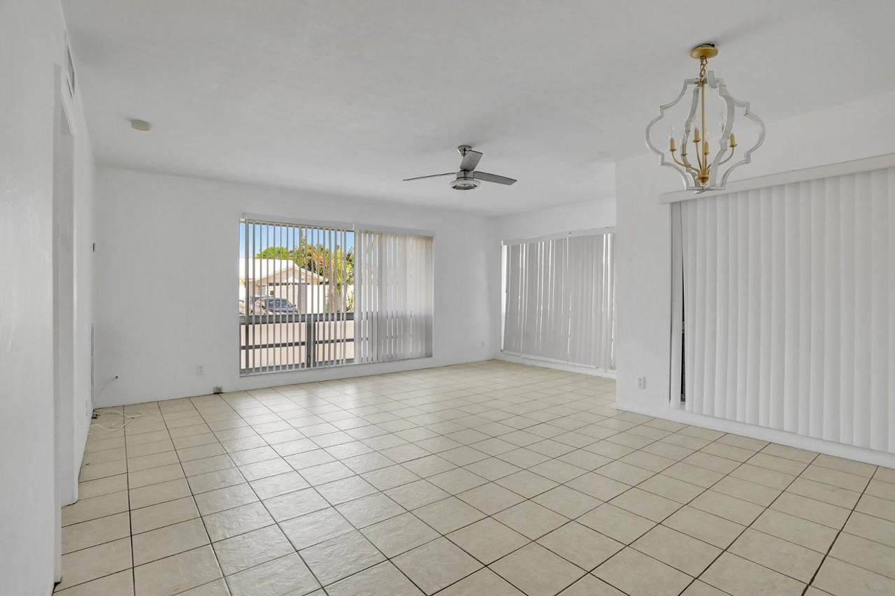 5951 Ne 18th Ave #3 - Photo 4 of 17