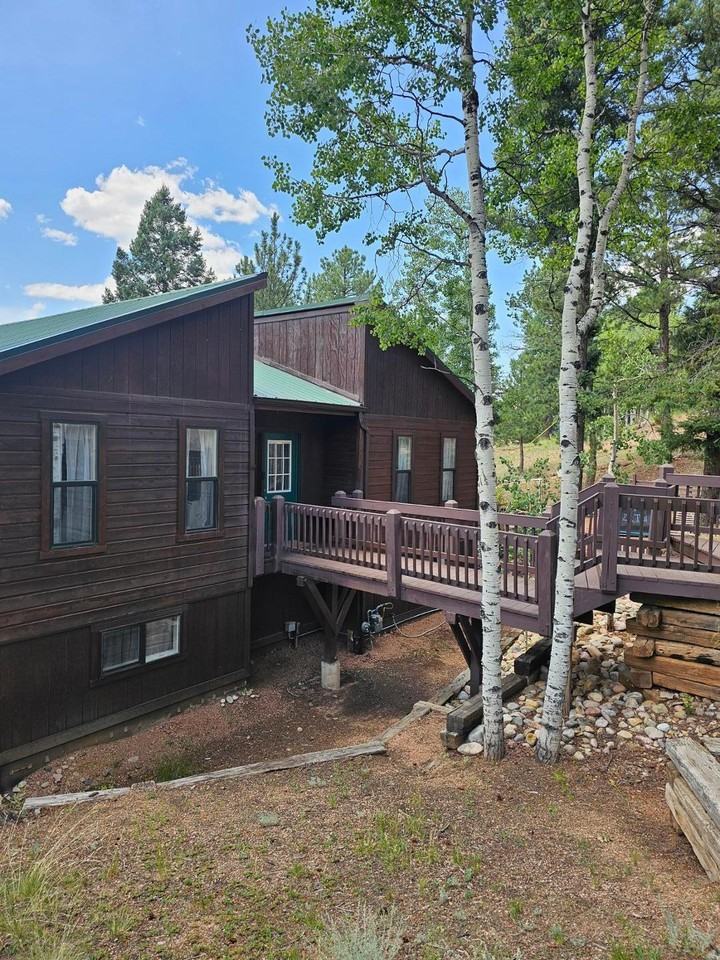 221 Tidi Rd - Photo 2 of 19