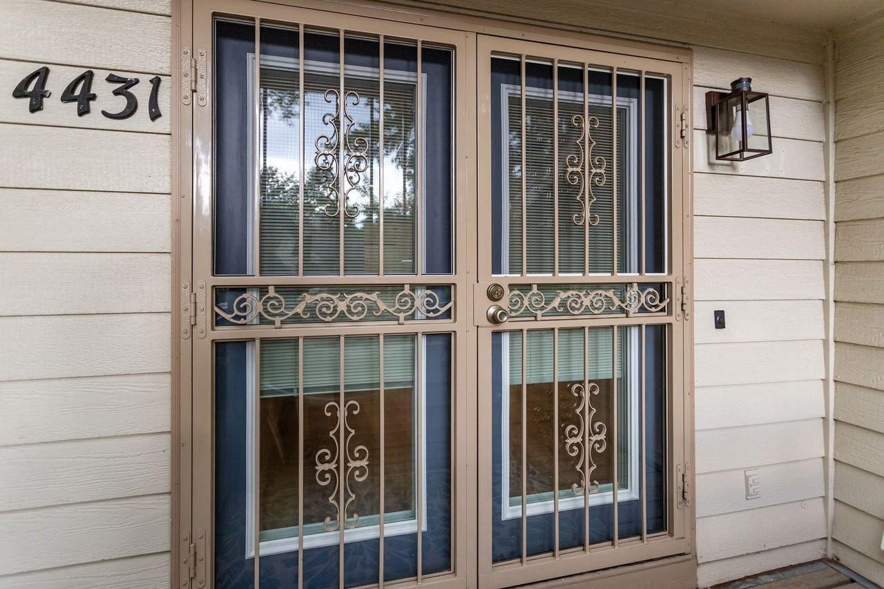 4431 Hunting Meadows Cir