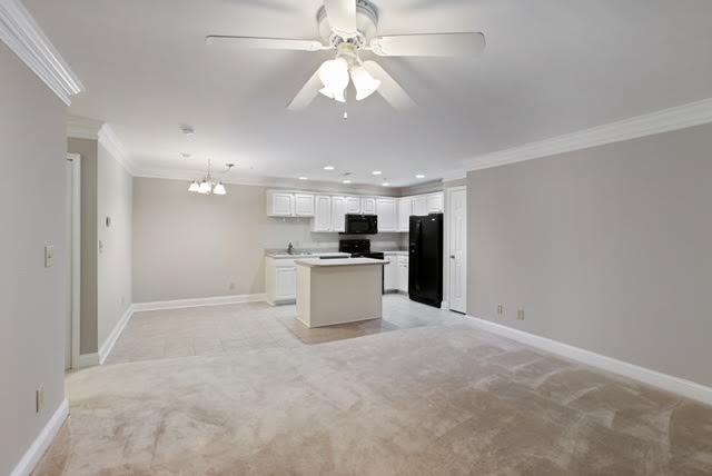 308 Madison Ct Se - Photo 2 of 10