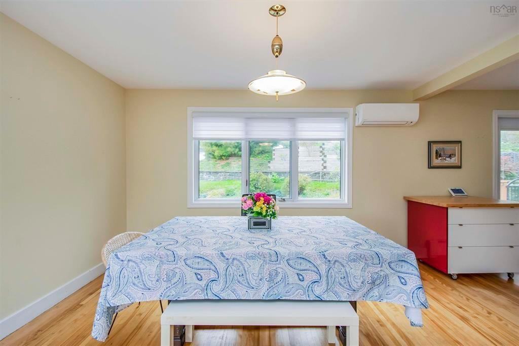 4 Winona Cres - Photo 5 of 16