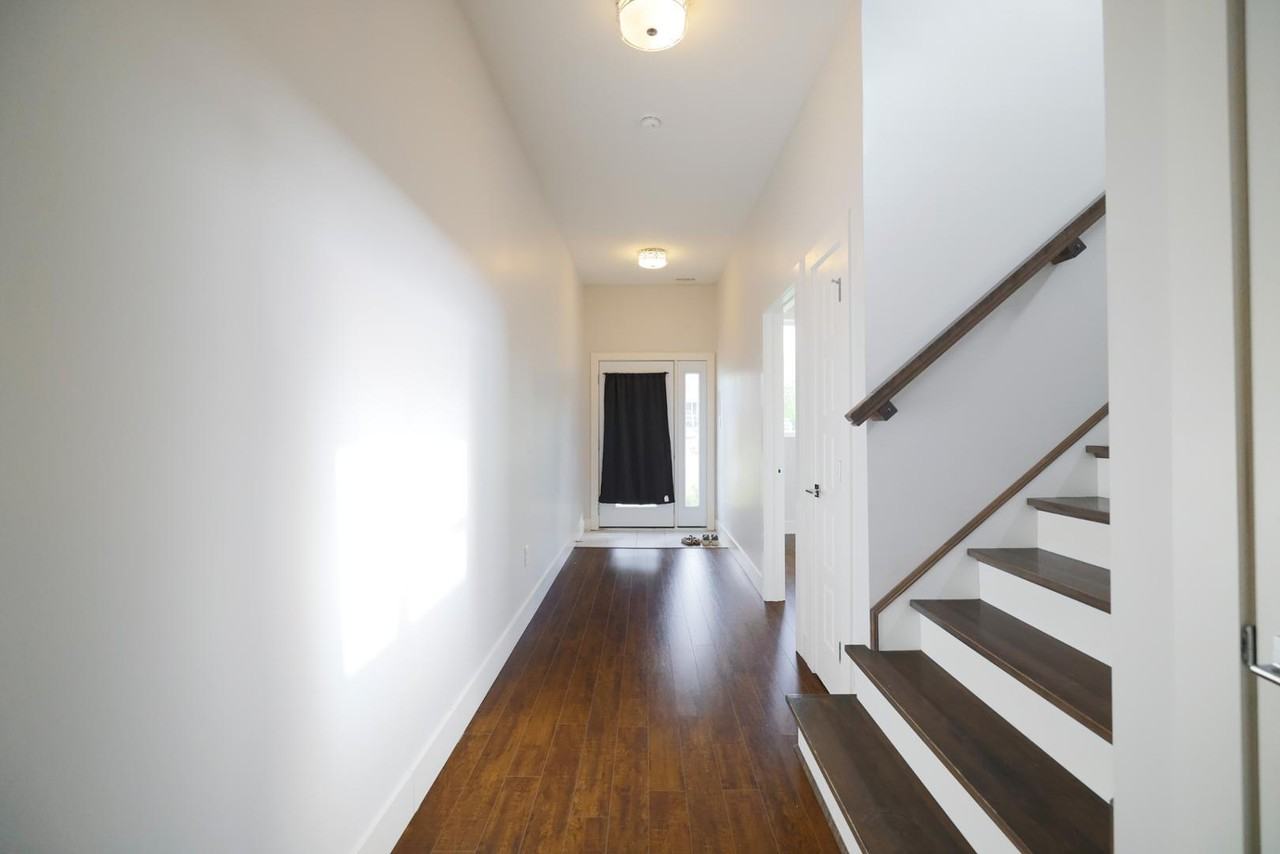 9 Crossfield Ridge - Photo 6 of 20