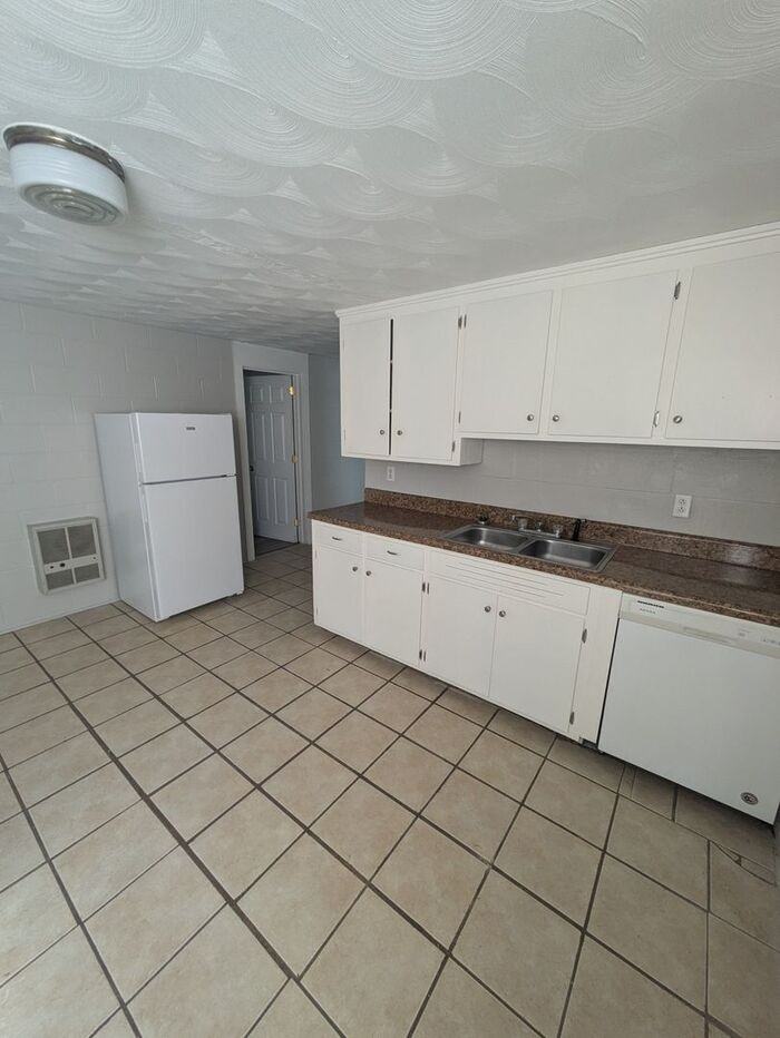 2970 Old Shelby Rd #2970 - Photo 3 of 8