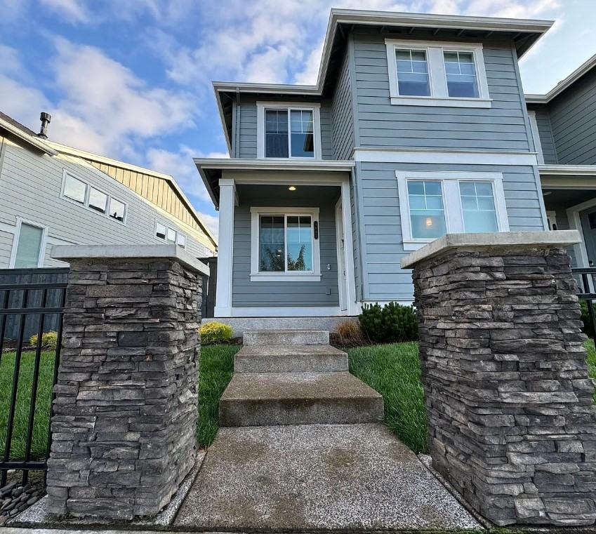 4082 Southeast Century Boulevard #NA - Photo 2 of 8