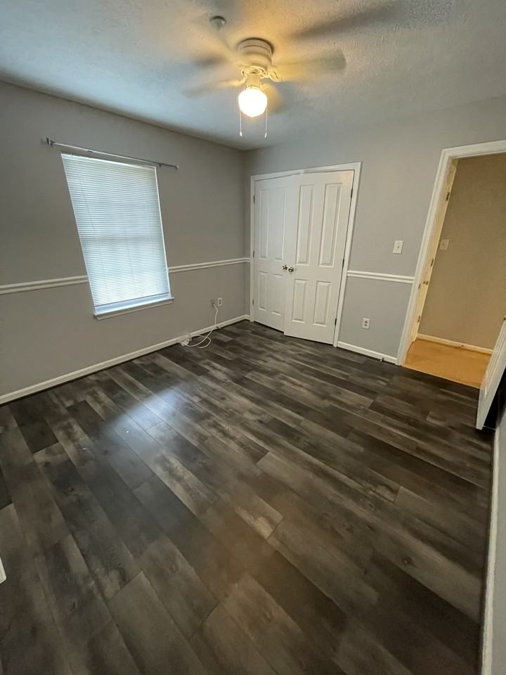 2606 Windy Oak Ct #2606 - Photo 3 of 9
