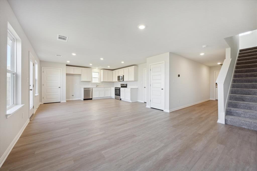 1009 Wild Leaf Way #NA - Photo 2 of 10