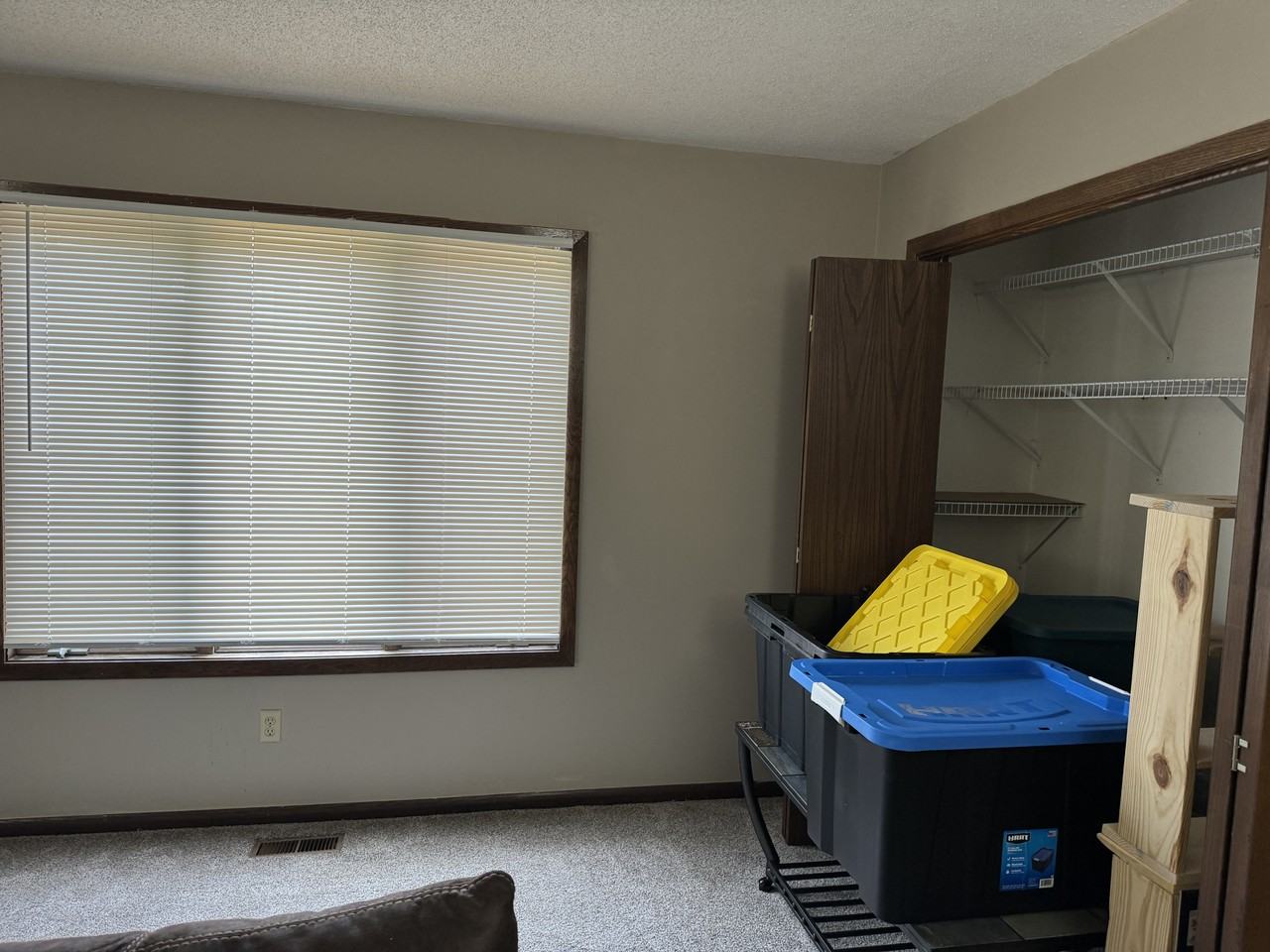 426 Commodore Dr #424UPPER - Photo 7 of 12