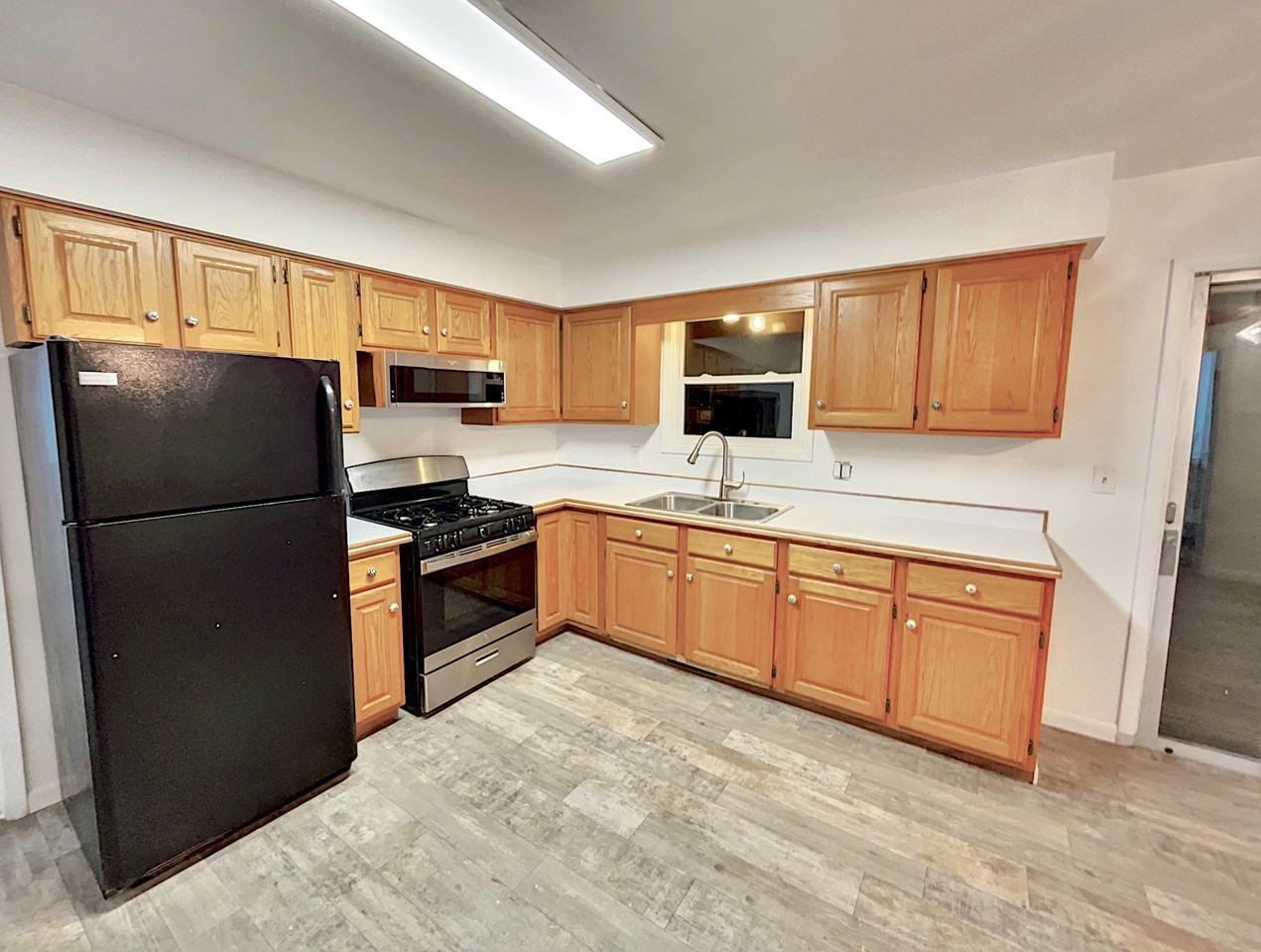 875 Leddy Rd #NA - Photo 3 of 11