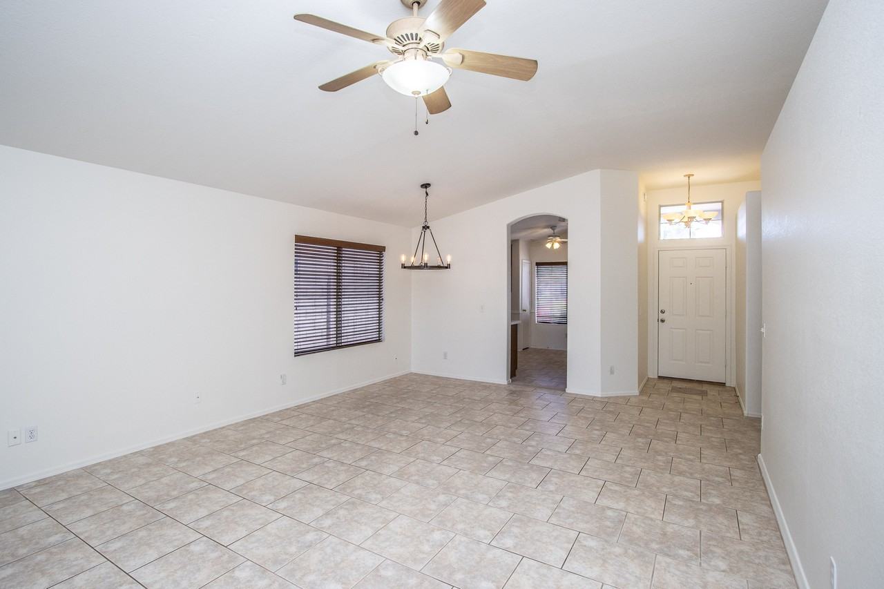 950 E Carla Vista Pl #NA - Photo 2 of 10