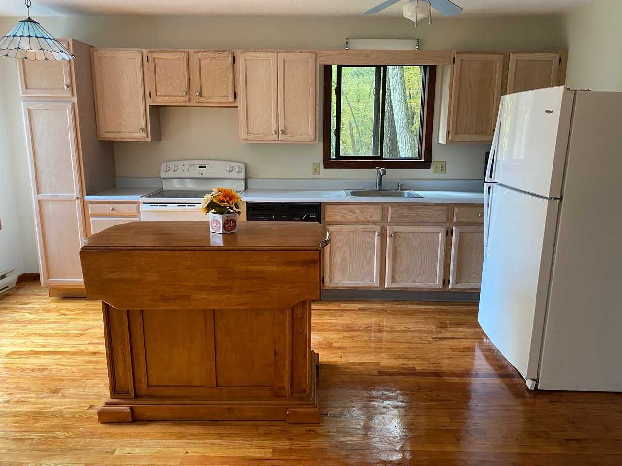 137 Sunset Dr #NA - Photo 5 of 19