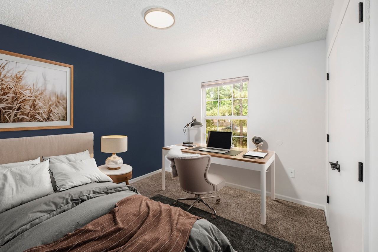 Carlson Bay Luxury Apartments - Photo 6 of 41