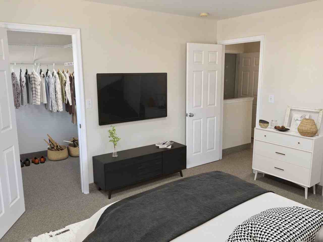 Pennsburg Commons - Photo 3 of 13