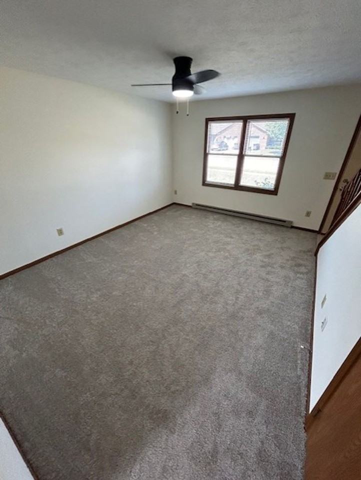 665 Mumford Dr - Photo 7 of 17