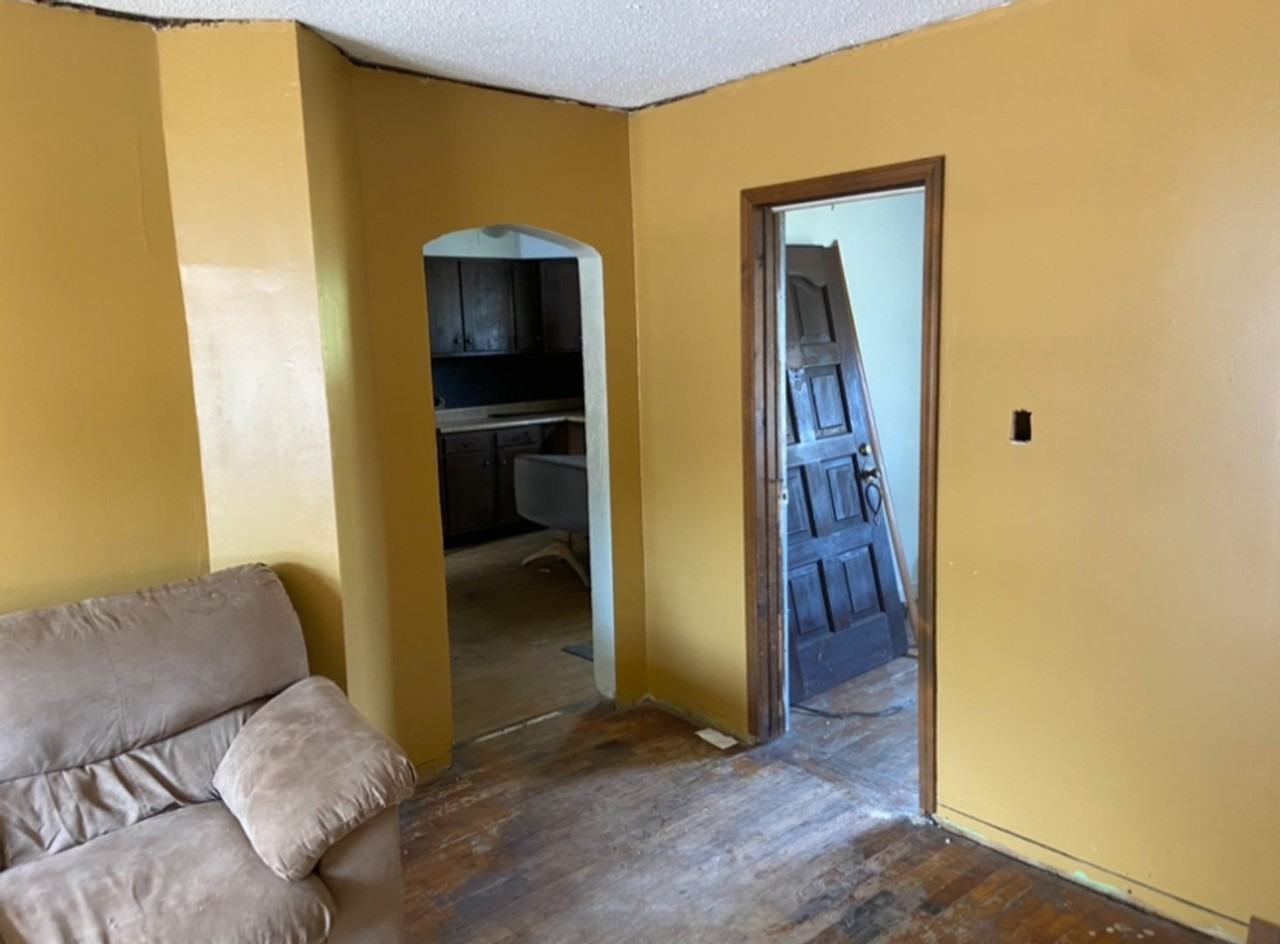 601 N Madison St - Photo 7 of 17