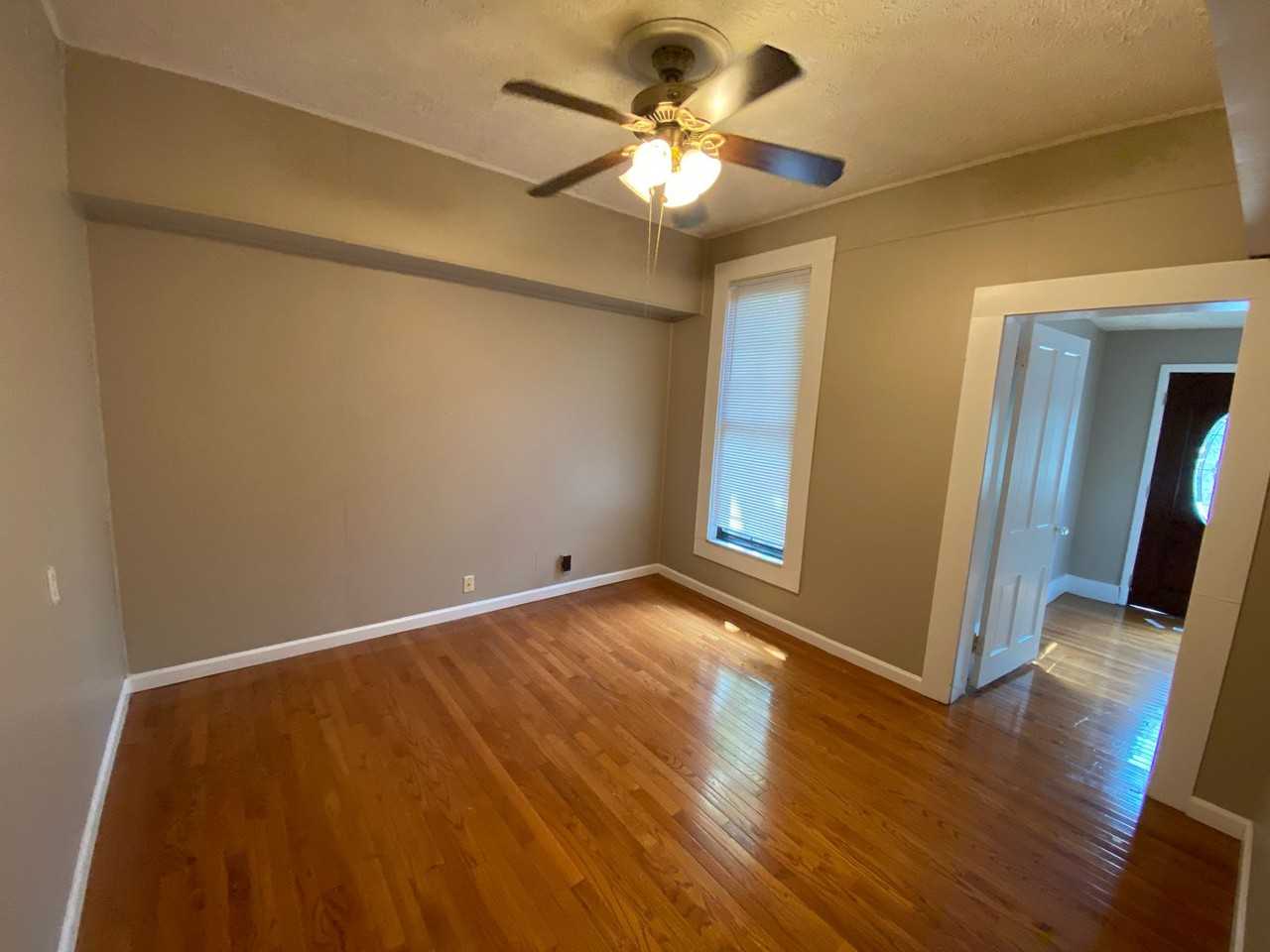 King Ave 225-229 NCR - Photo 5 of 47