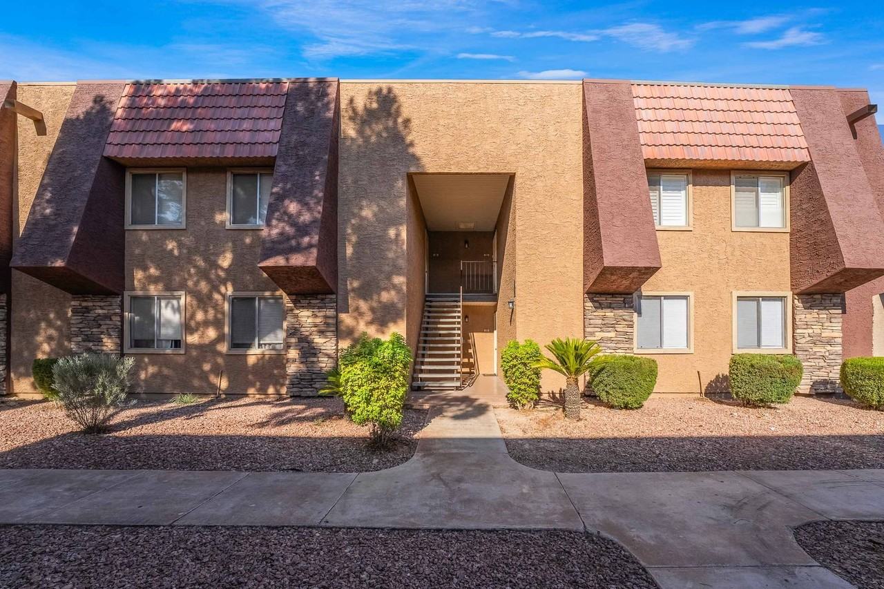 4360 Sandy River Dr #31 - Photo 2 of 20