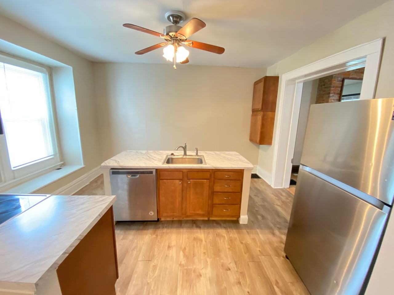 321 E 20th Ave - Photo 7 of 18