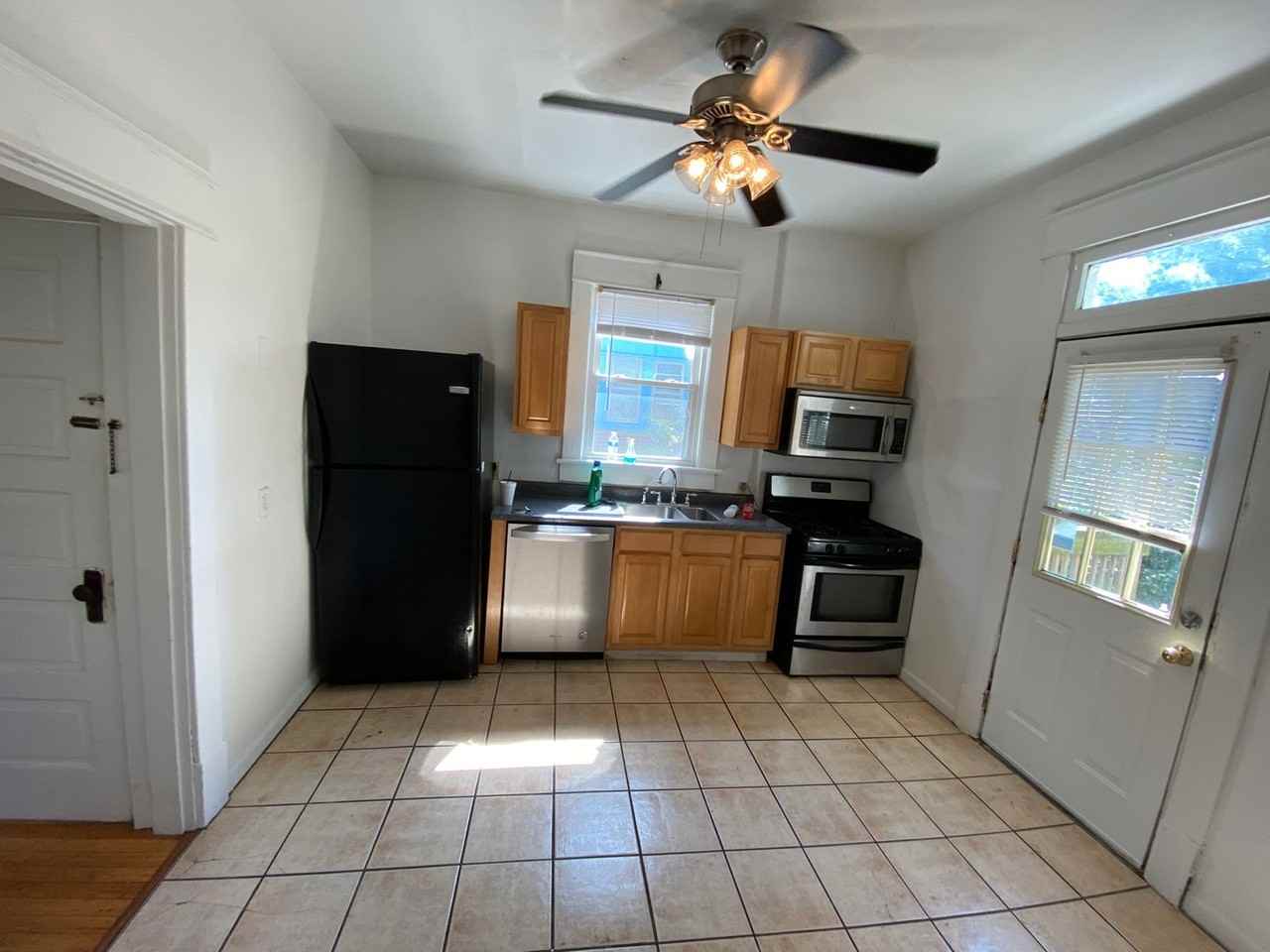 329 E 20th Ave - Photo 7 of 14