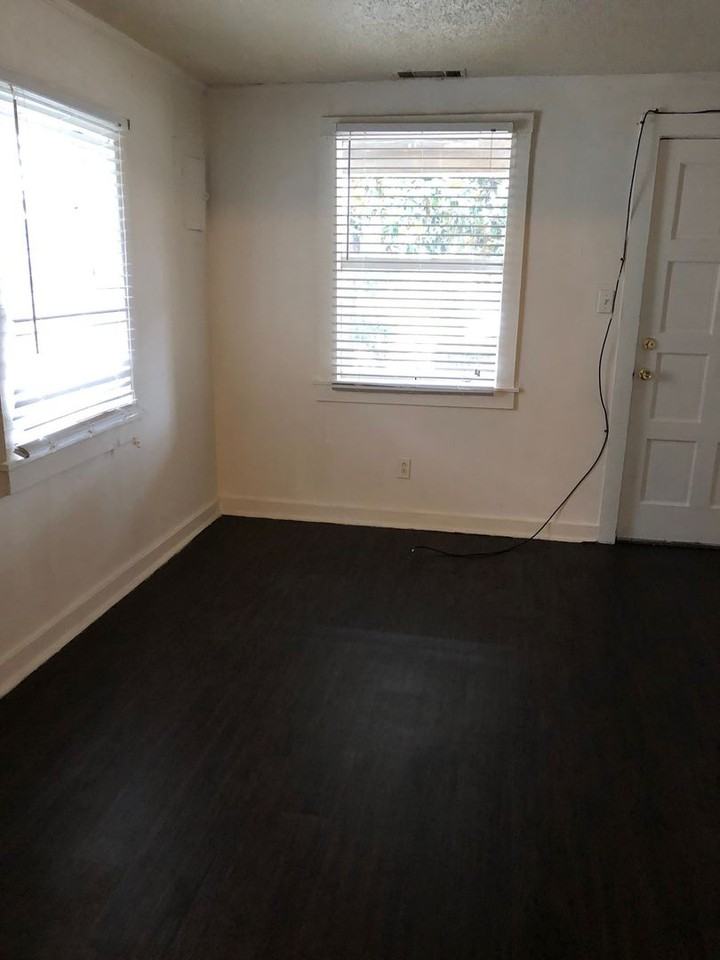 15 Burke Ave - Photo 2 of 9