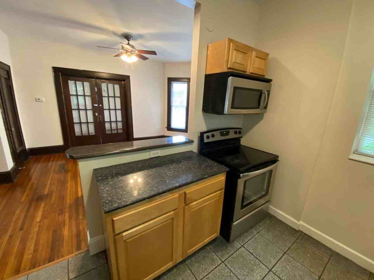 2257 Indianola Ave - Photo 6 of 23