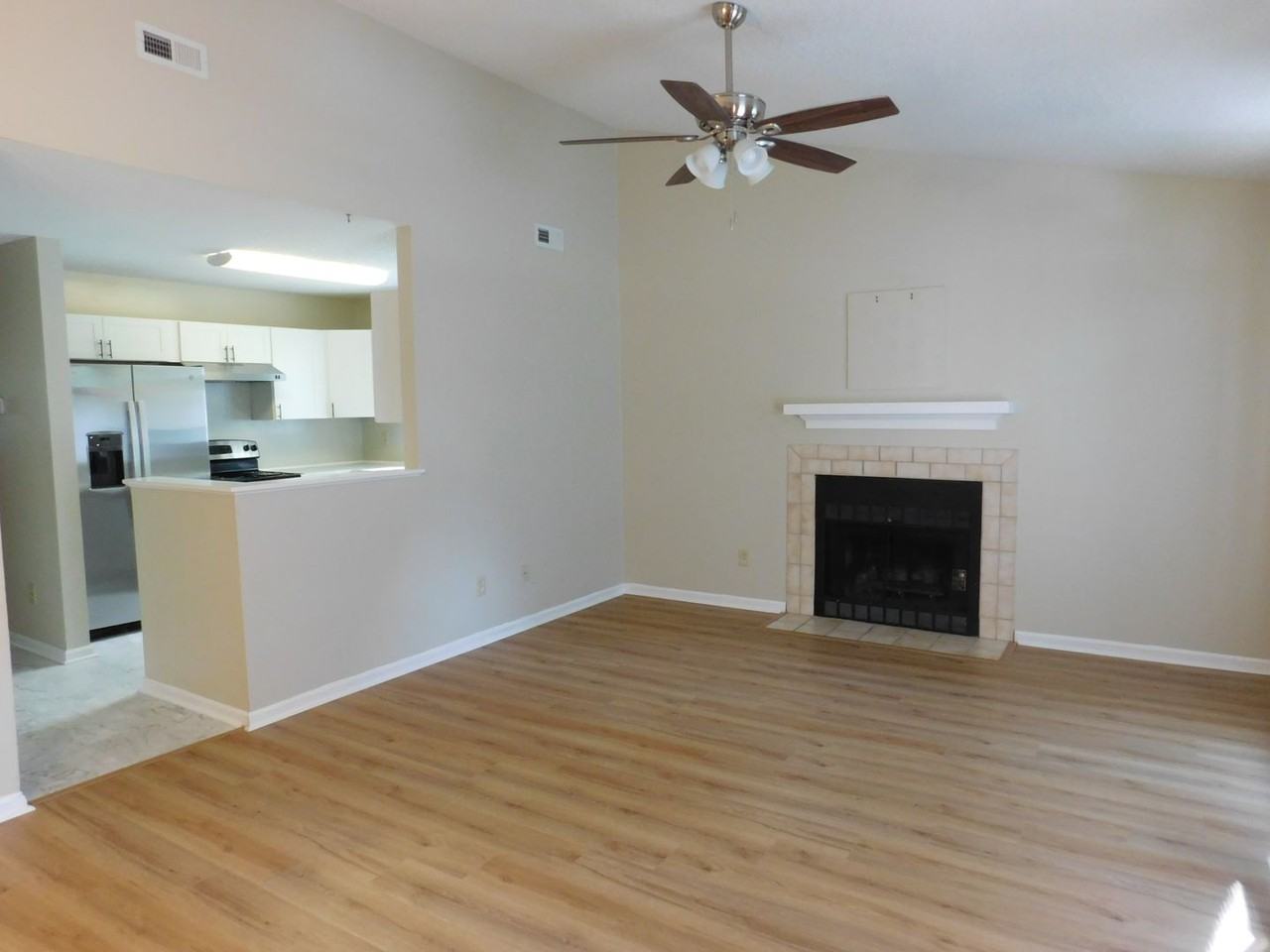 46B Mulberry Ln - Photo 3 of 25