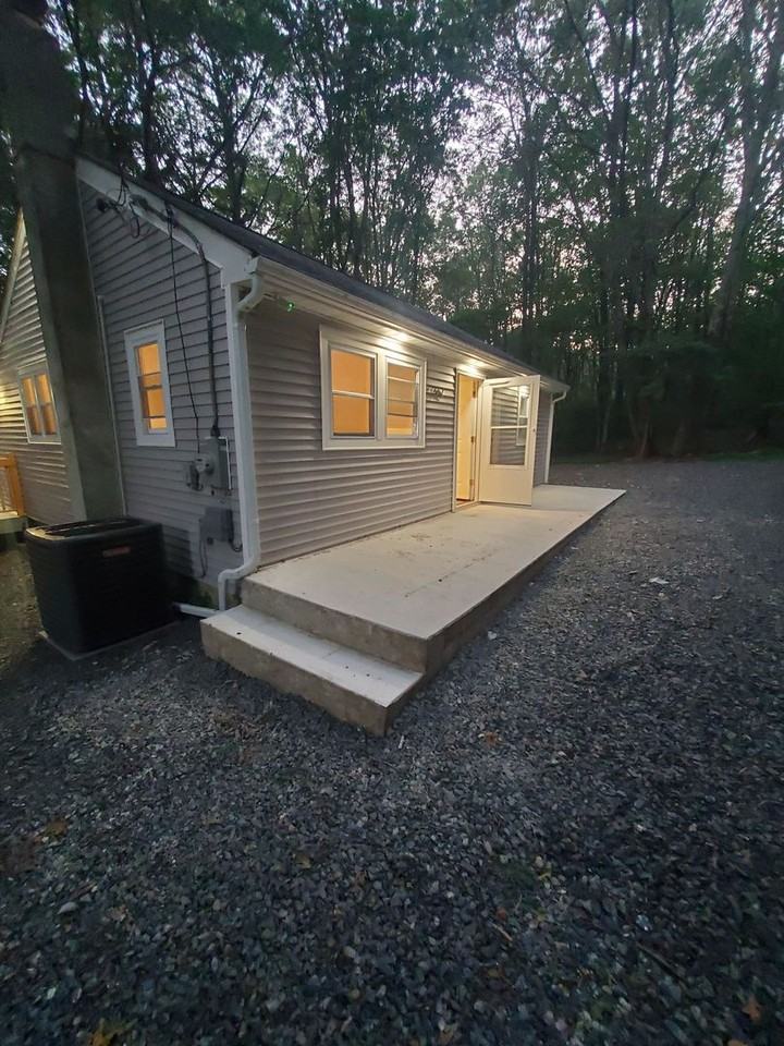 1612 Johns Rd - Photo 2 of 16