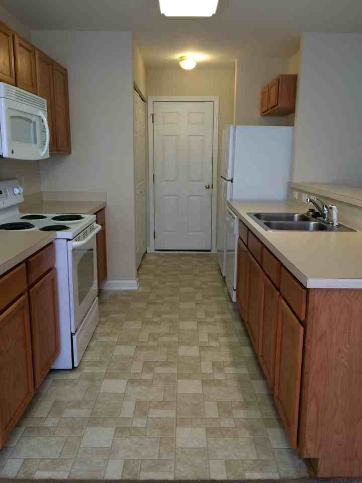 2525 Whetstone Ln - Photo 6 of 11