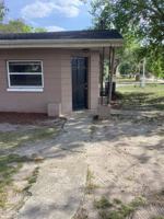 featured image of 1001 Ne 5th St
