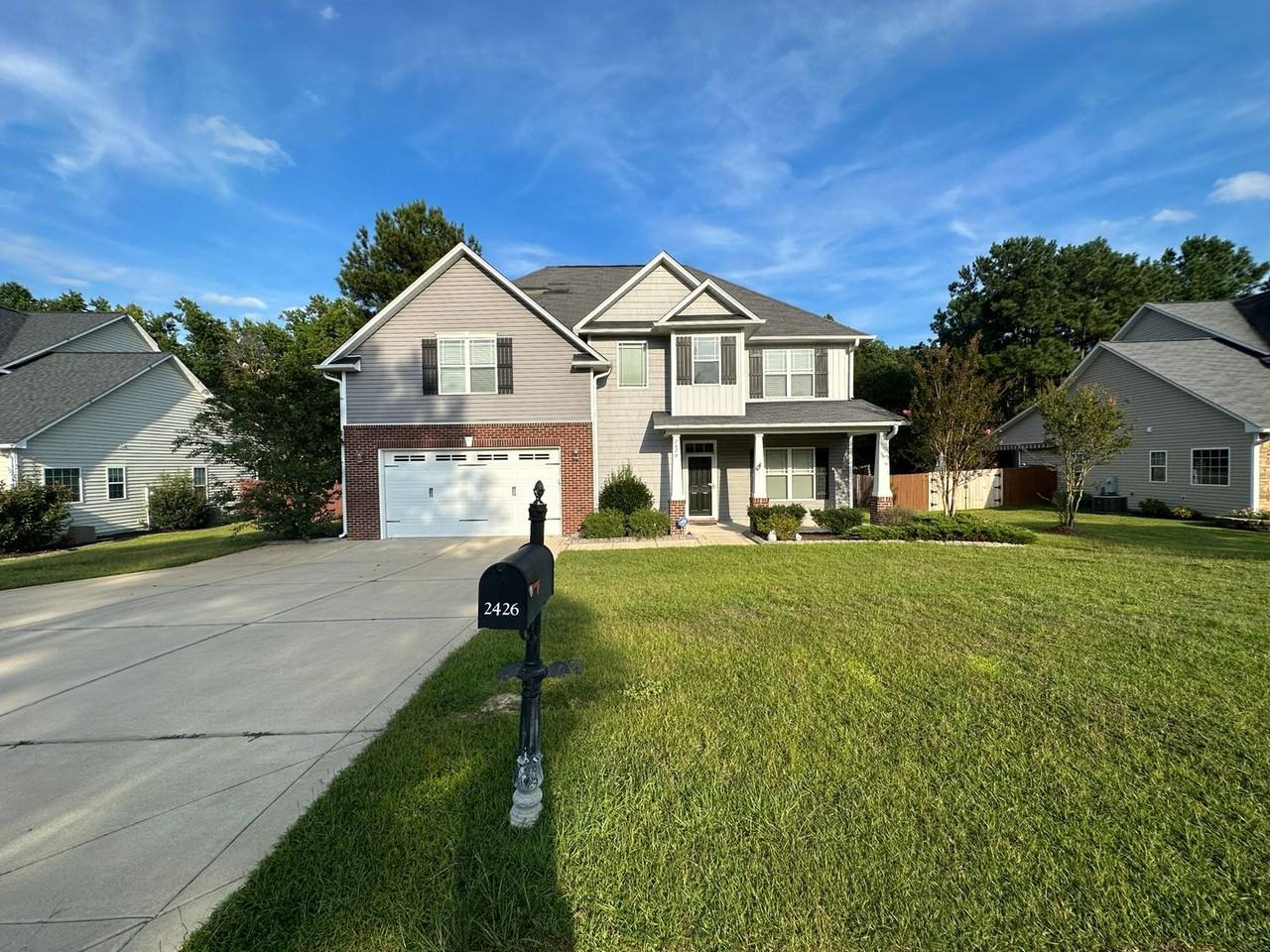 2426 Market Hill Dr - Photo 2 of 47