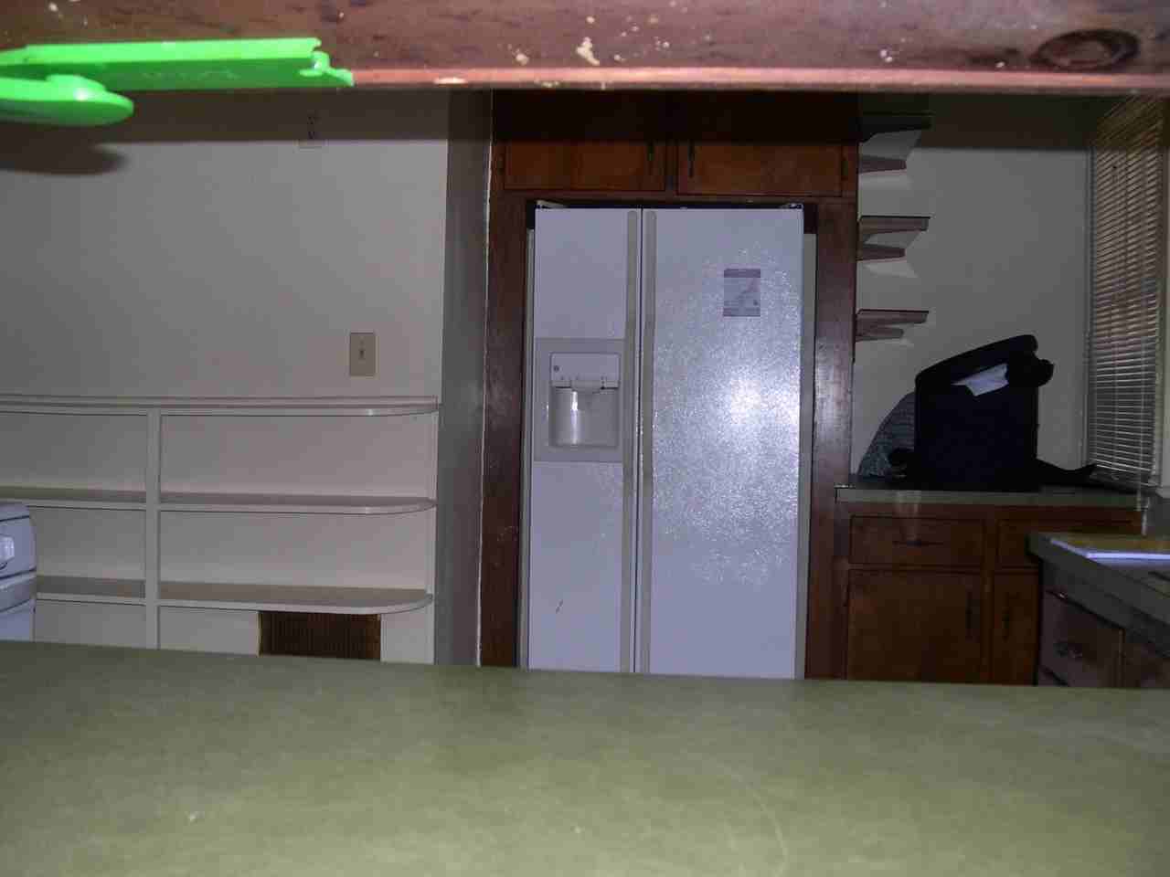 1826 Central Ave - Photo 5 of 11