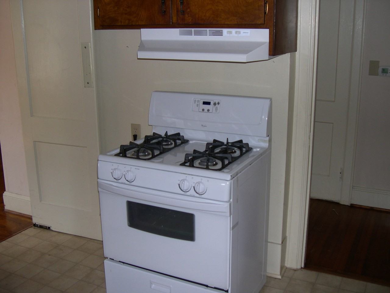 1826 Central Ave - Photo 6 of 11