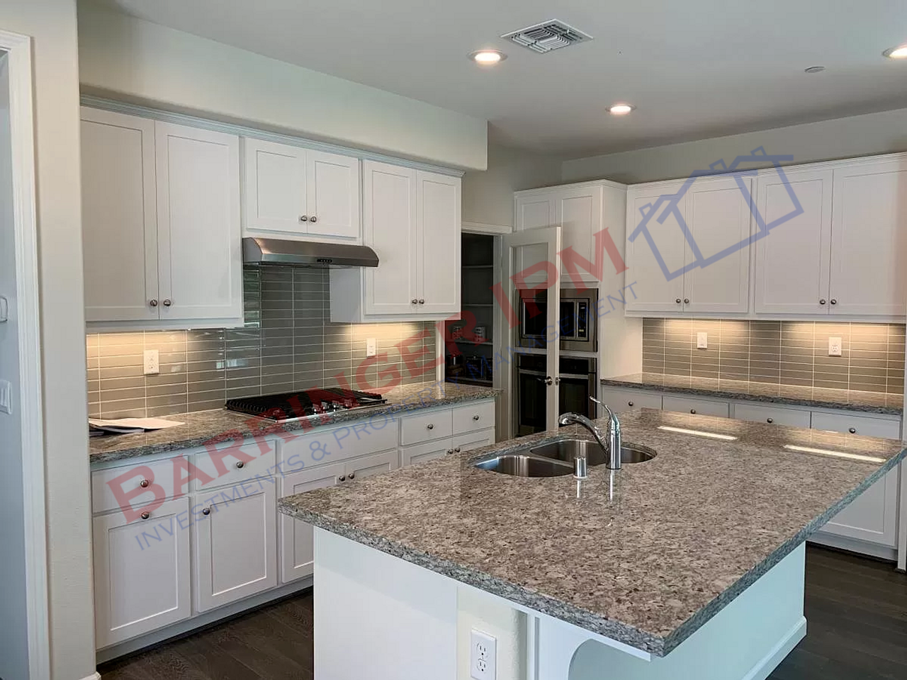 3931 Comstock Pl - Photo 5 of 29