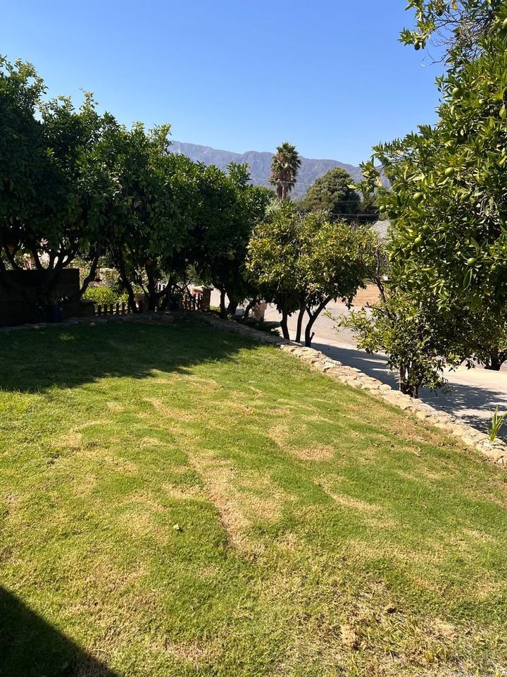 252 Barbara St - Photo 2 of 21