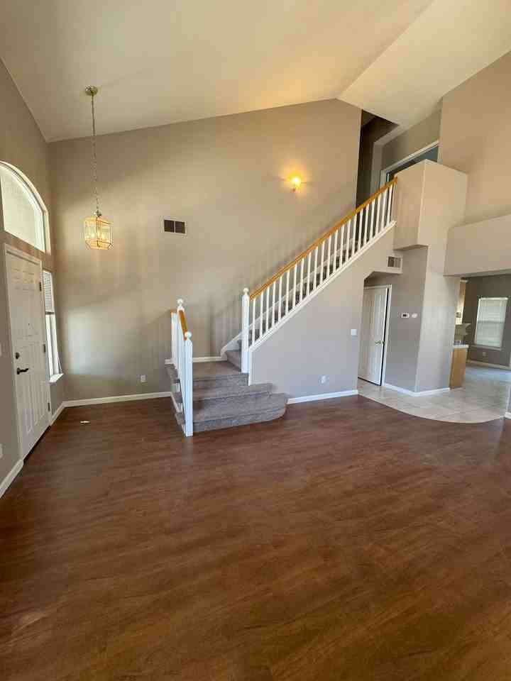 4904 Brittany Ct - Photo 3 of 16