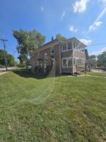 featured image of 1053 Quindaro Blvd