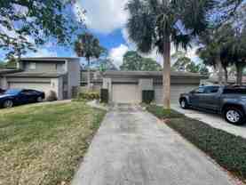 477 Meadowood Blvd - Photo 1 of 1