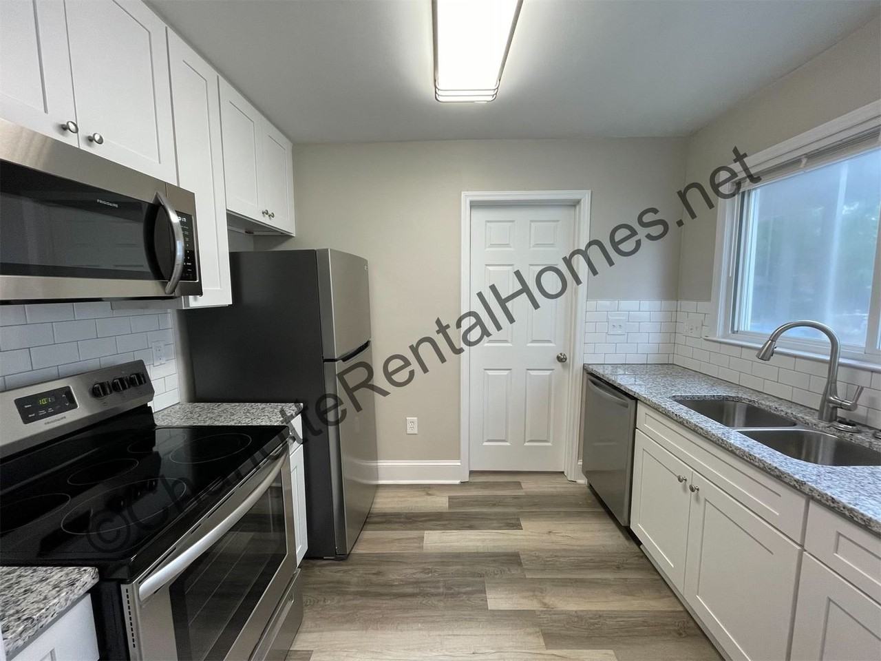 1109 Craig Ave - Photo 4 of 10