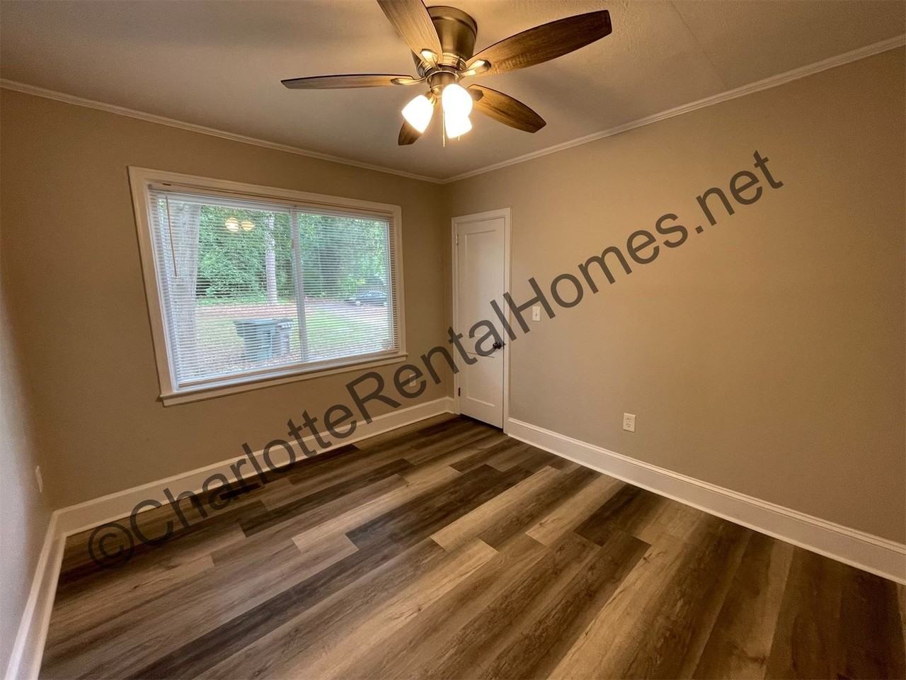 1109 Craig Ave - Photo 6 of 10