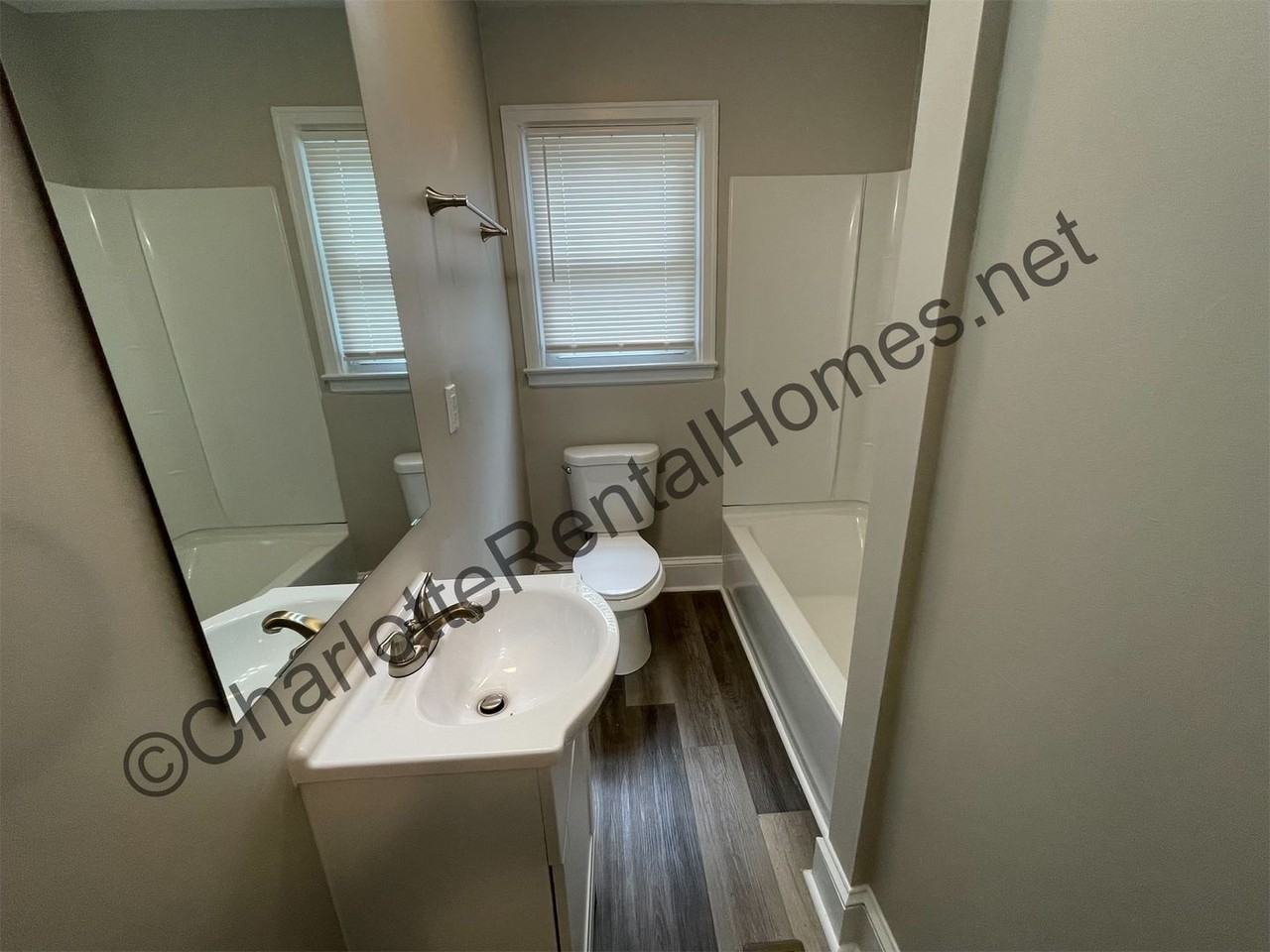 1109 Craig Ave - Photo 7 of 10