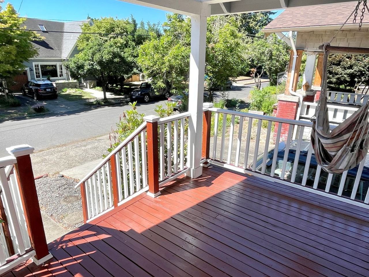 3527 Ne Schuyler St - Photo 3 of 38