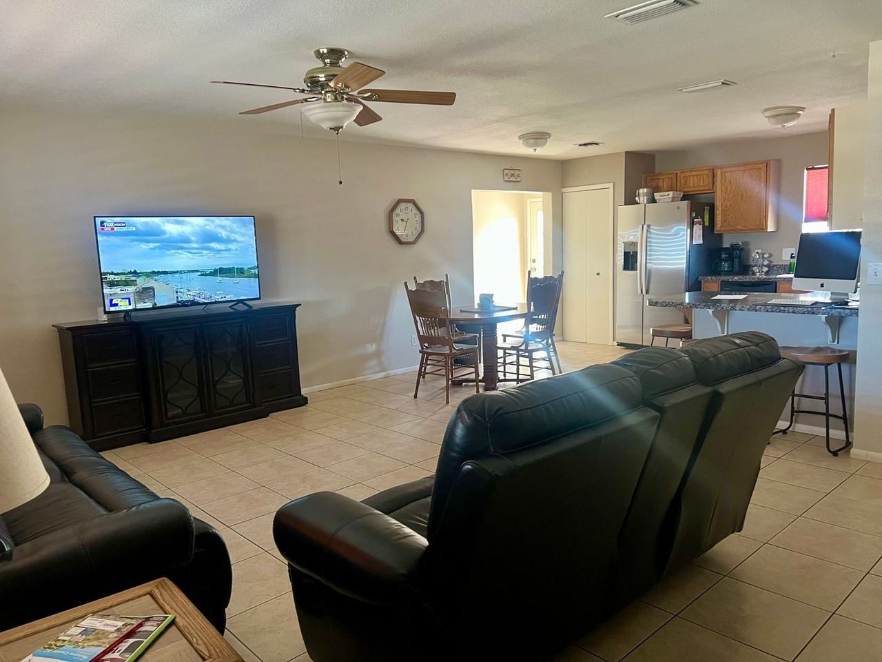 3796 Aqua Dr - Photo 3 of 11