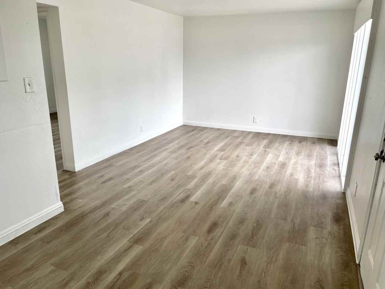 3351 Brussels St - Photo 5 of 19