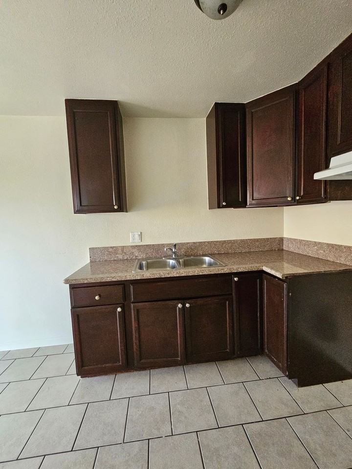 1234 W J St. - Photo 3 of 16