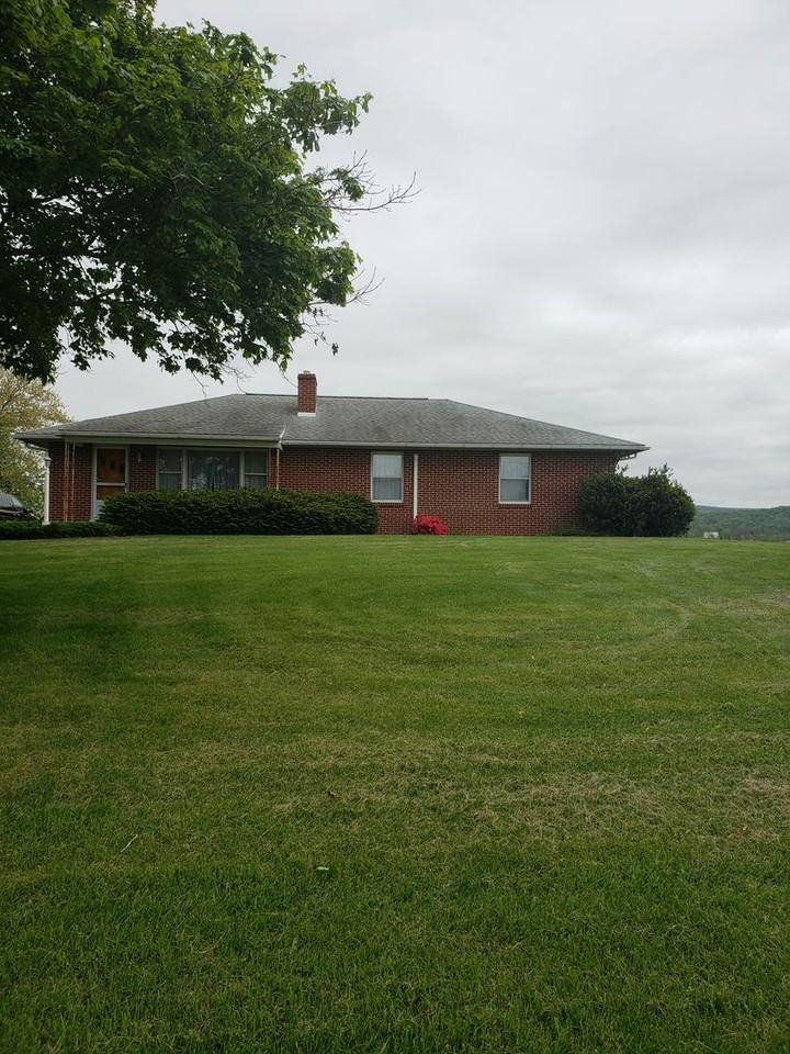 742 Mont Alto Rd - Photo 2 of 33